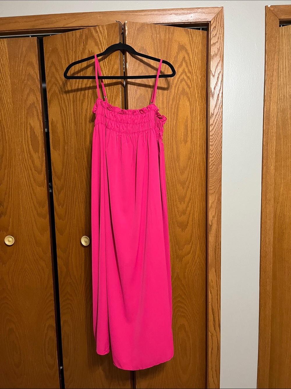 Flowy fuchsia Maxi Dress with Smocked Bodice